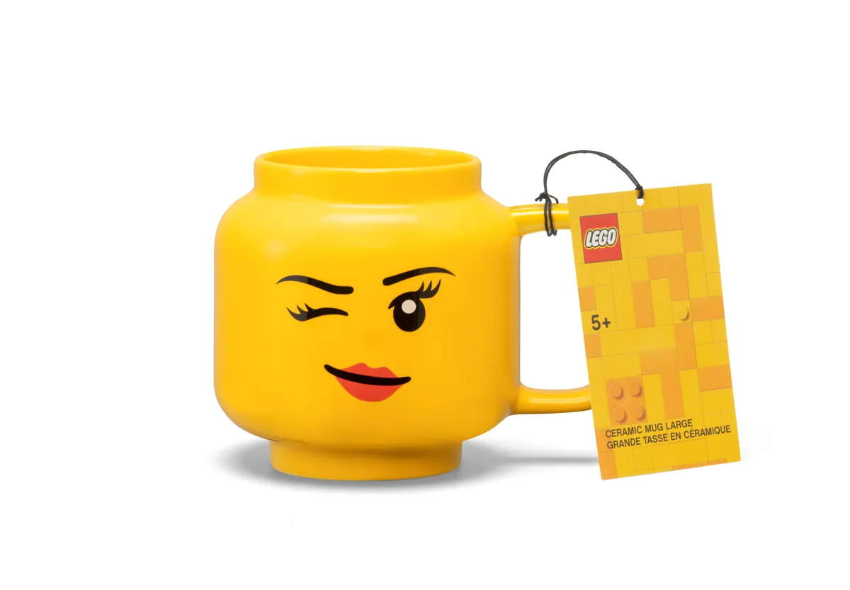 LEGO Large Winking Girl Ceramic Mug (5007876) - Bild 1