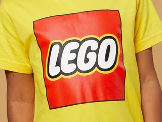 Kids' Short Sleeve Logo T-Shirt – Yellow van LEGO – productfoto 7 van 8