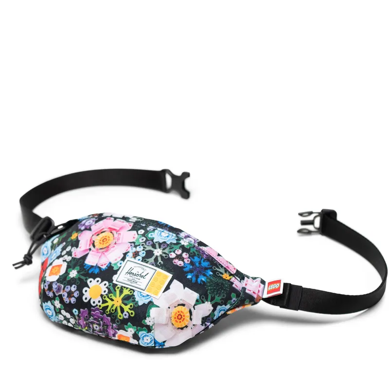 Herschel Classic™ Hip Pack -– Garden Floral de LEGO – photo du produit 3 sur 3