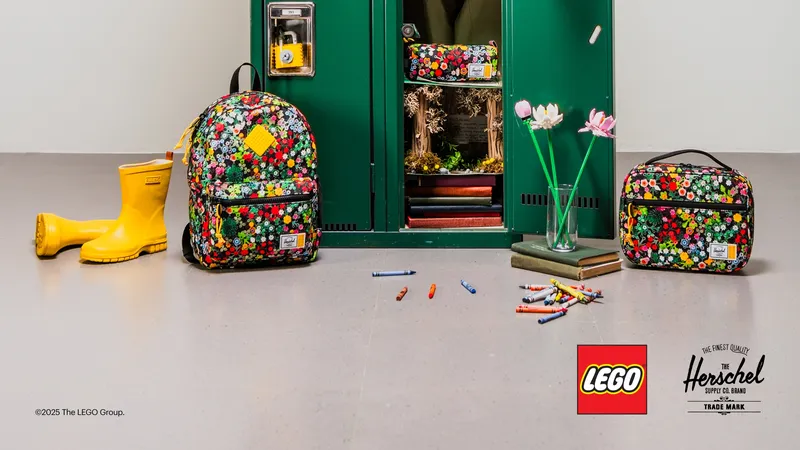 Herschel Heritage™ Youth Backpack – Scavenger Hunt Meadow von LEGO – Produktfoto 10 von 10