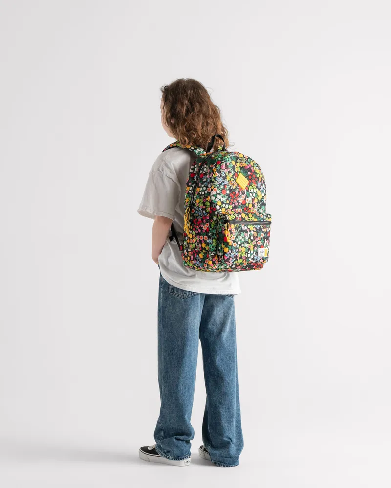 Herschel Heritage™ Youth Backpack – Scavenger Hunt Meadow von LEGO – Produktfoto 5 von 10