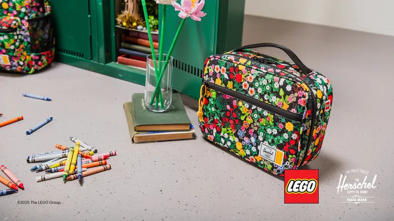 Pop Quiz Lunch Box Little Herschel – Scavenger Hunt Meadow by LEGO – product photo 6 of 6