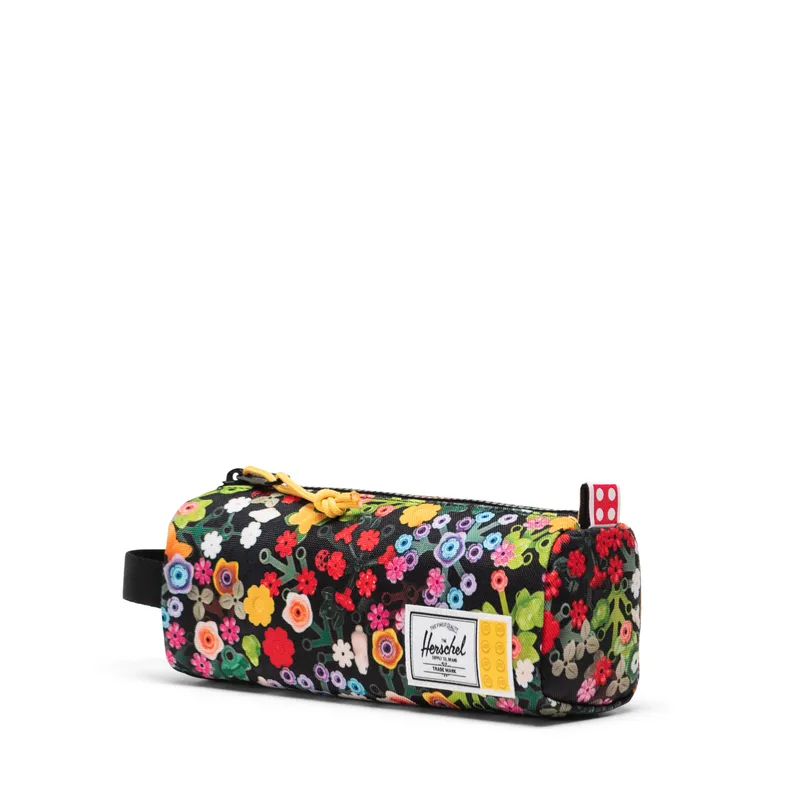 Settlement Pencil Case Little Herschel – Scavenger Hunt Meadow van LEGO – productfoto 2 van 4