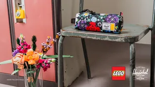 Settlement Pencil Case – Garden Floral by LEGO – product photo 4 of 4