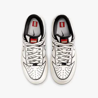 Nike Dunk Low x LEGO® Collection – Big Kids' Shoes van LEGO – productfoto 4 van 9