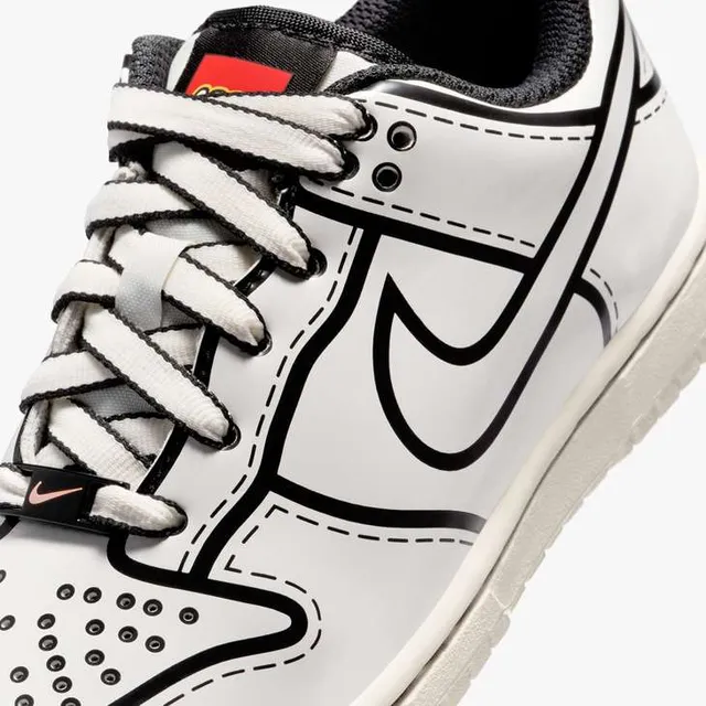 Nike Dunk Low x LEGO® Collection – Little Kids' Shoes von LEGO – Produktfoto 6 von 10