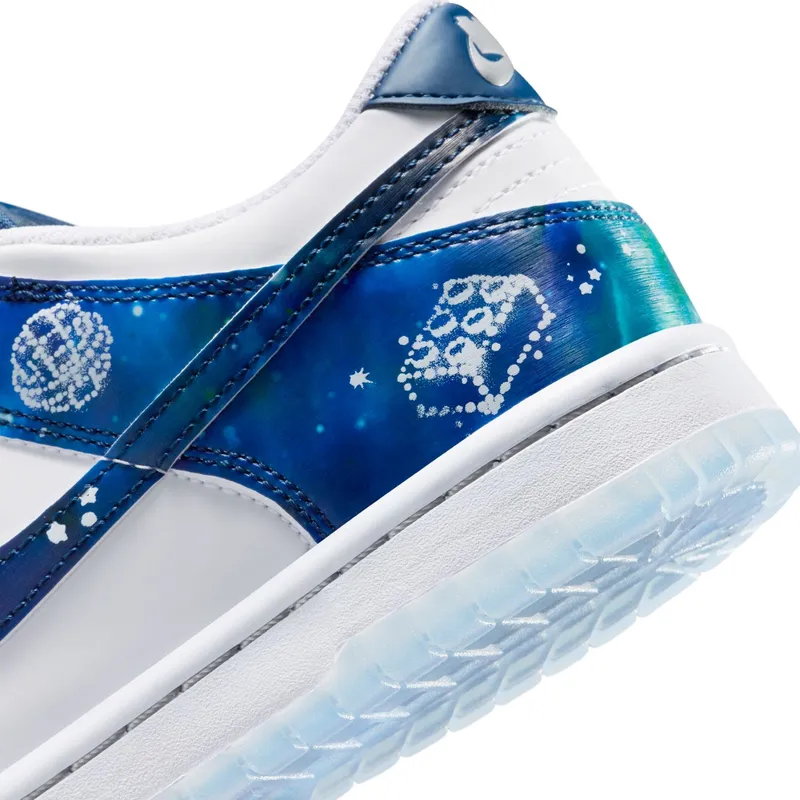 Nike Dunk Low x LEGO® Collection – Big Kids' Shoes von LEGO – Produktfoto 6 von 12