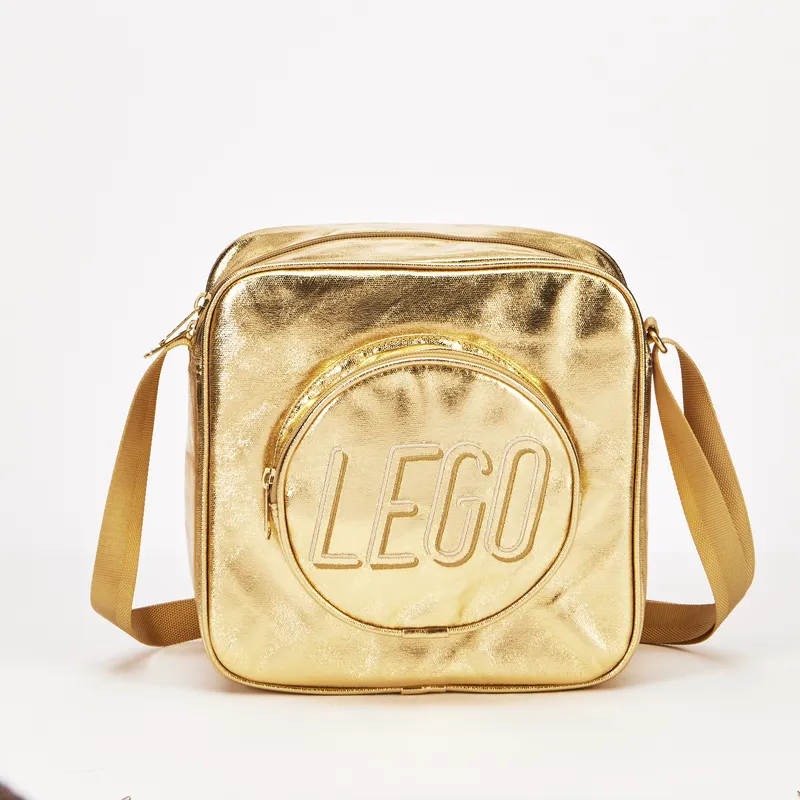 Small Brick Crossbody – Gold från LEGO – produktbild 3 av 4