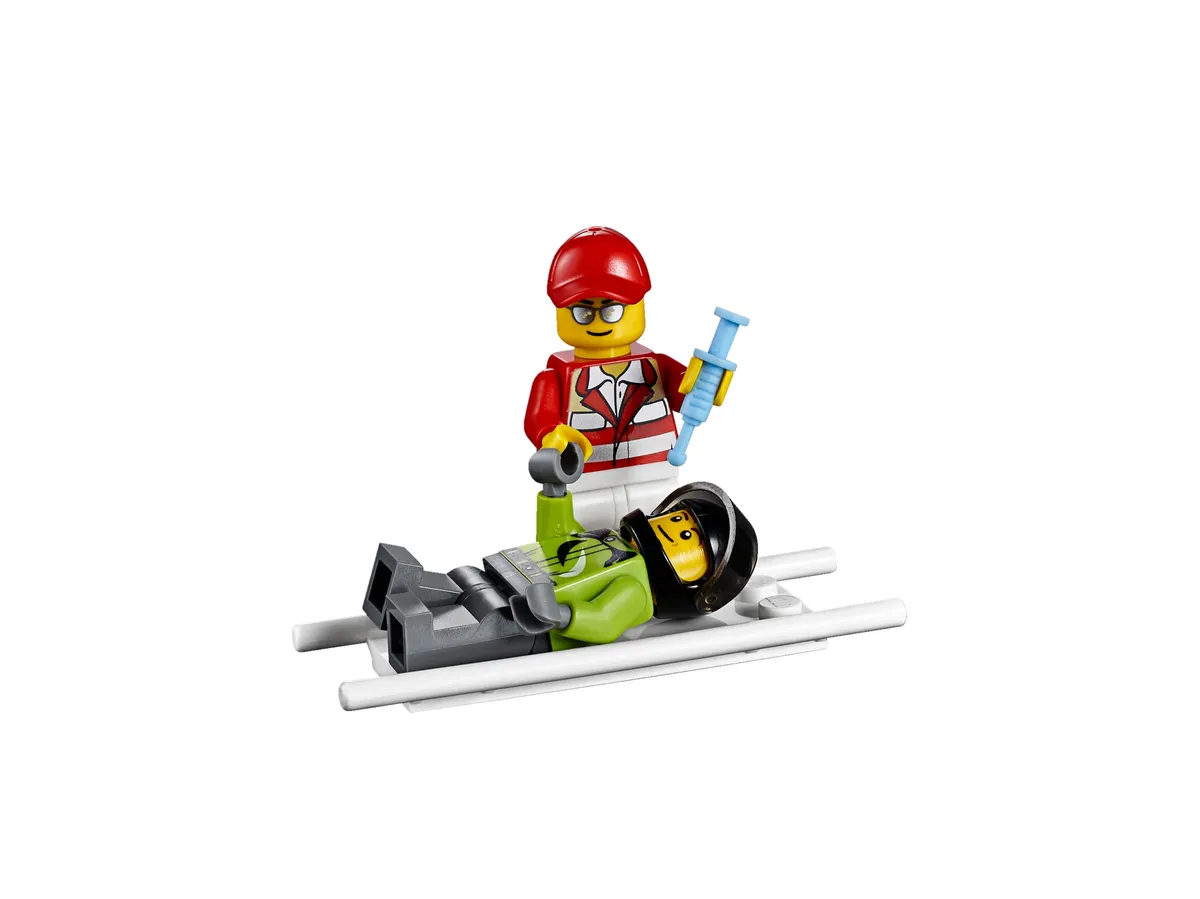 LEGO Ambulance Plane (60116) - image 4