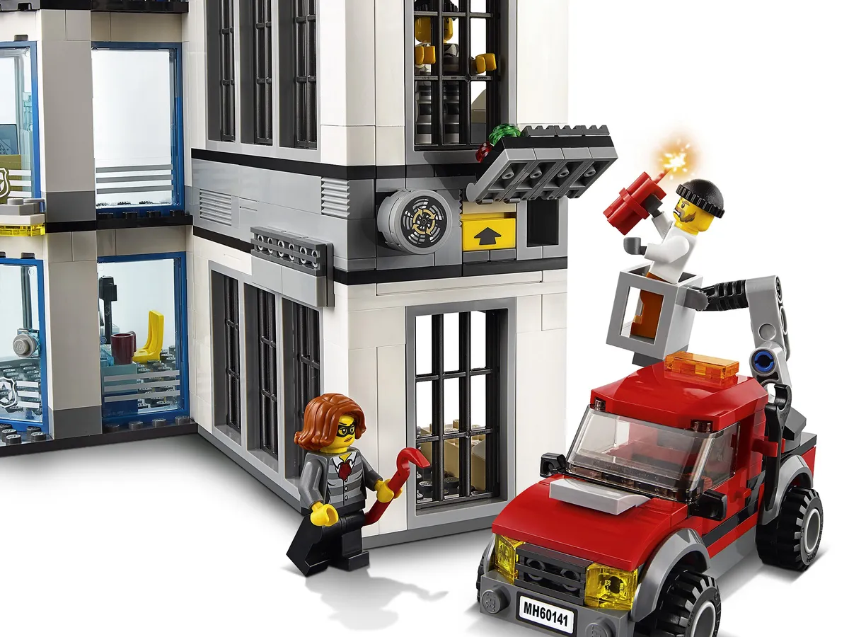 LEGO Police Station (60141) - Bild 3