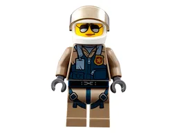 LEGO Mountain River Heist (60175) - image 11