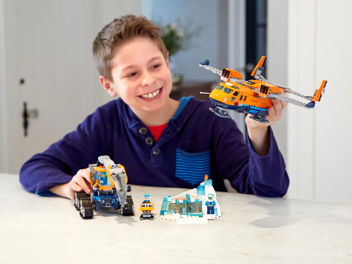 LEGO Arctic Supply Plane (60196) - image 10