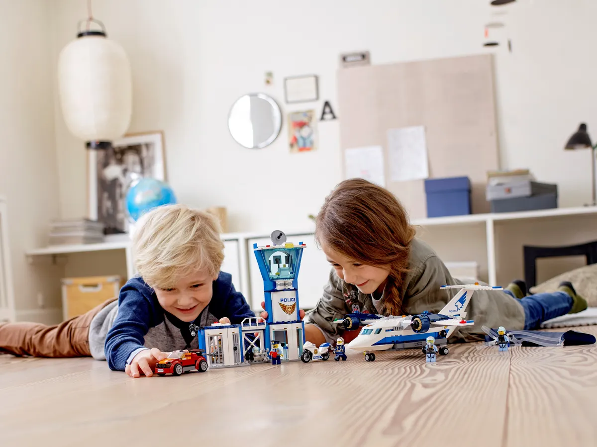 LEGO Sky Police Air Base (60210) - Bild 14