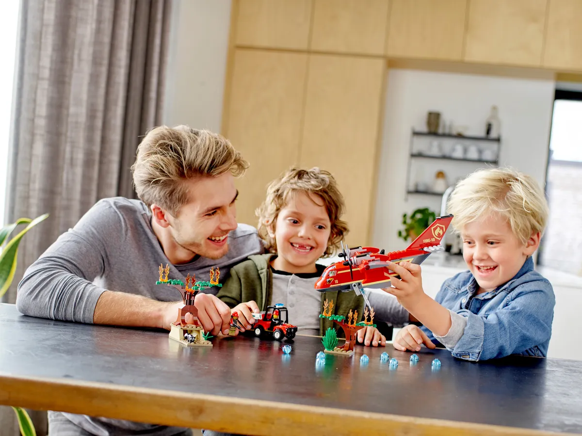 LEGO Fire Plane (60217) - afbeelding 11