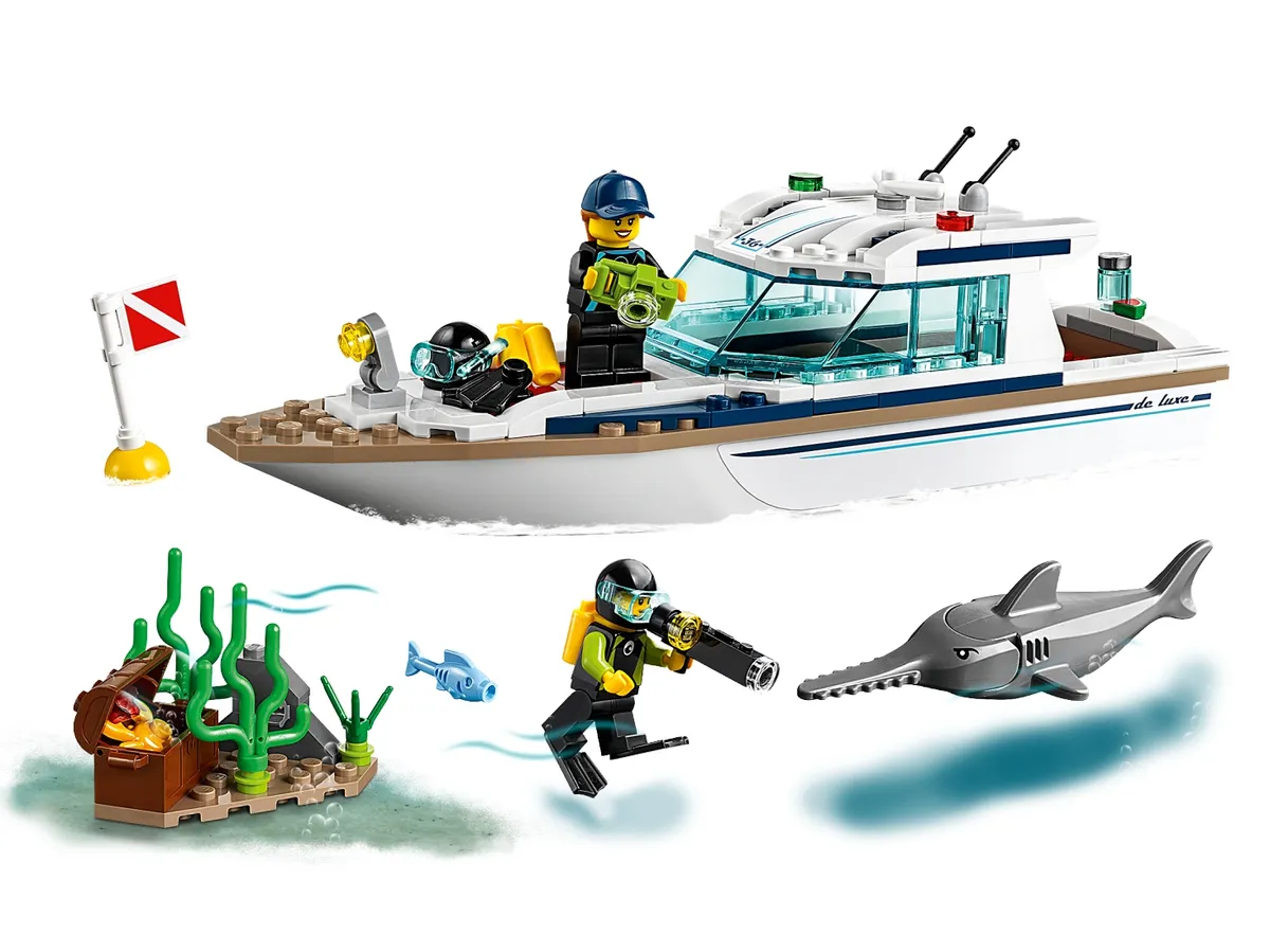 LEGO Diving Yacht (60221) - image 2