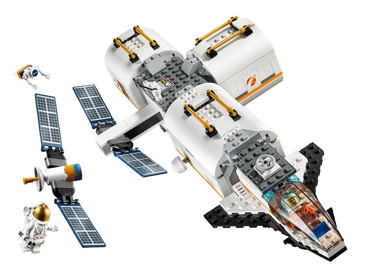 LEGO Lunar Space Station (60227) - image 3