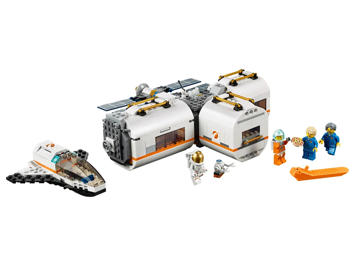 LEGO Lunar Space Station (60227) - image 4