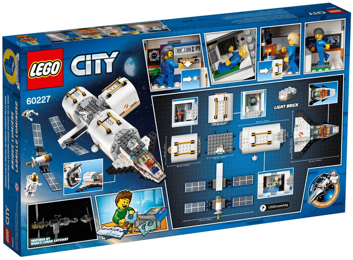 LEGO Lunar Space Station (60227) - image 8