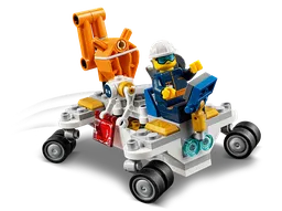 LEGO Deep Space Rocket and Launch Control (60228) - image 5