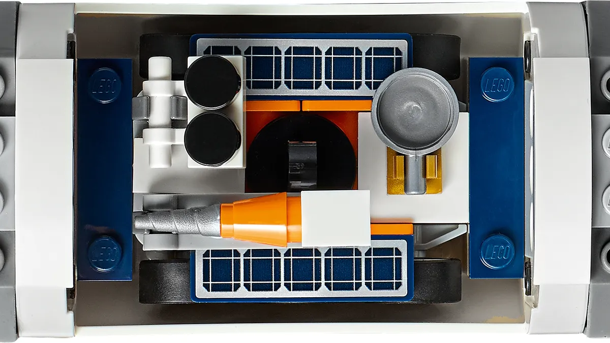 LEGO Rocket Assembly & Transport (60229) - Bild 6