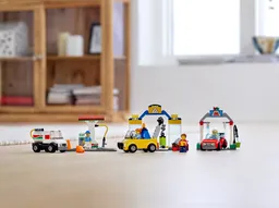 LEGO Garage Center (60232) - image 10