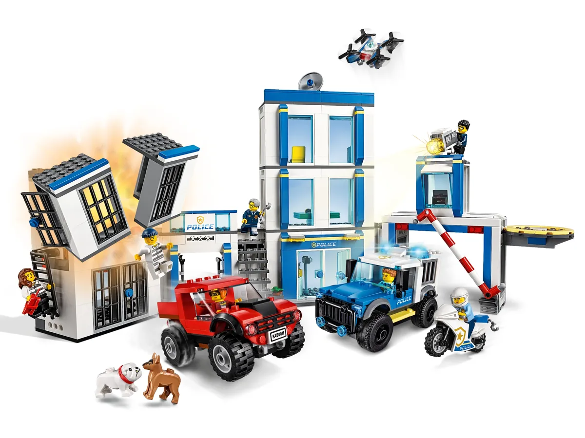 LEGO Police Station (60246) - Bild 2