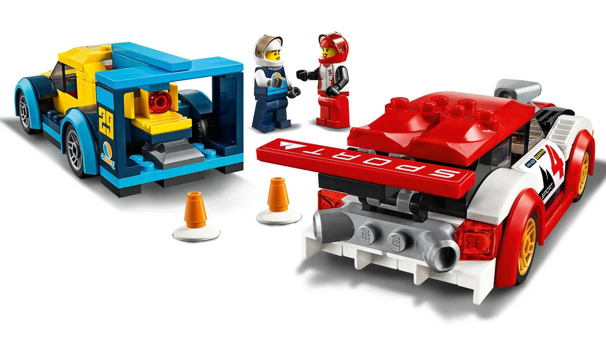 LEGO Racing Cars (60256) - image 5
