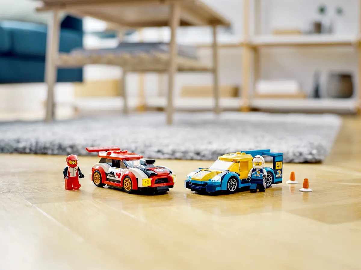 LEGO Racing Cars (60256) - image 6