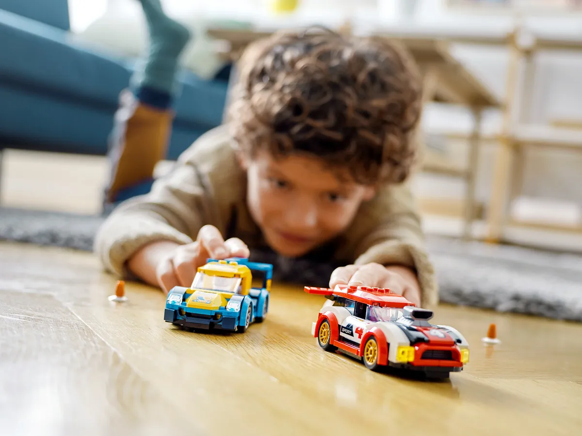 LEGO Racing Cars (60256) - image 7