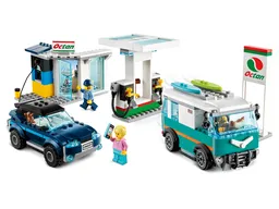LEGO Service Station (60257) - image 3