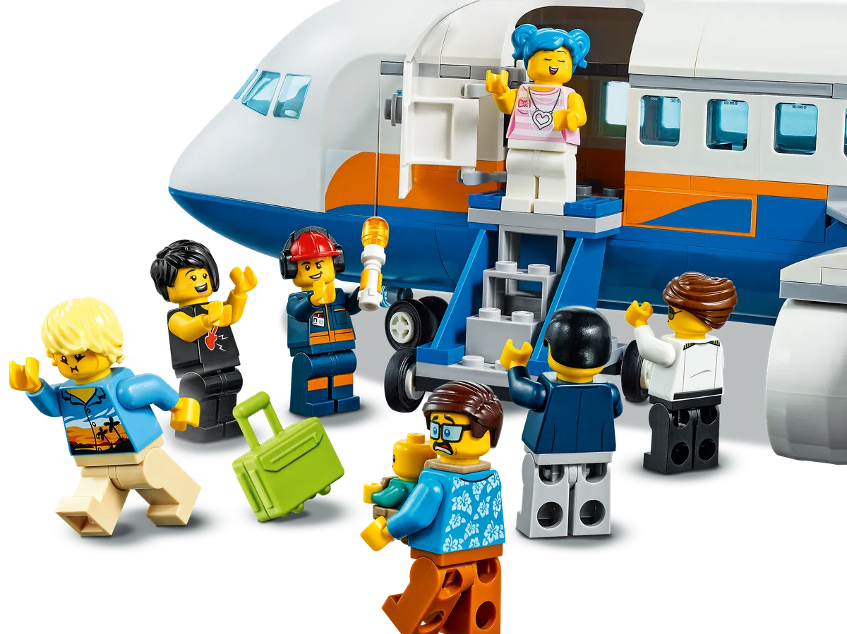 LEGO Passenger Airplane (60262) - image 5