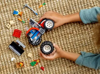 Tractor by LEGO – product photo 9 of 12