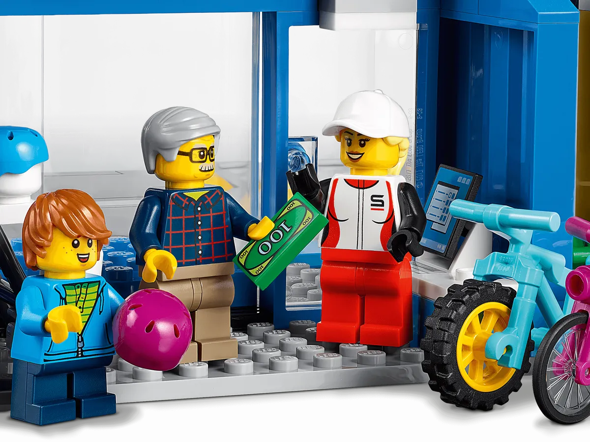 LEGO Shopping Street (60306) - image 8