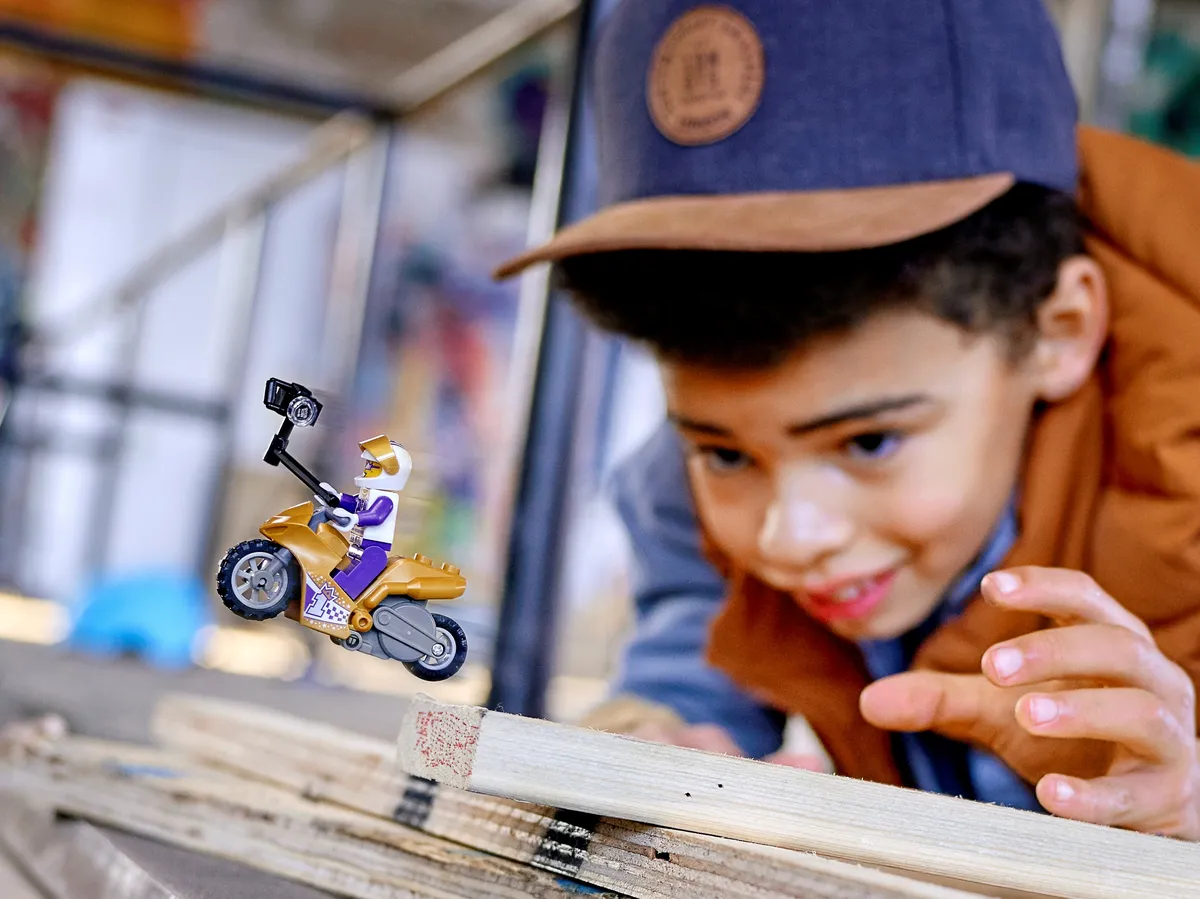 LEGO Selfie Stunt Bike (60309) - Bild 4