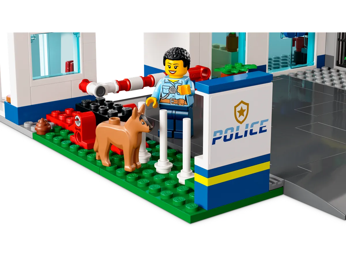 LEGO Police Station (60316) - Bild 4