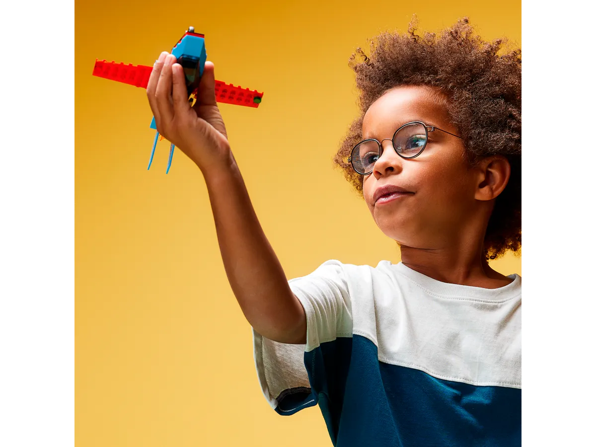 LEGO Stunt Plane (60323) - image 3