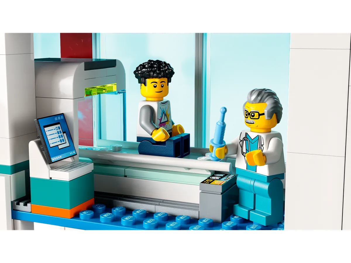 LEGO Hospital (60330) - image 3