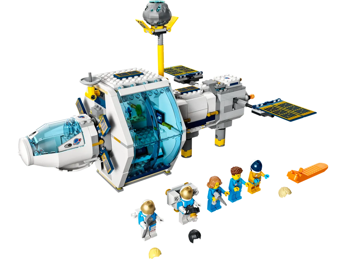 LEGO Lunar Space Station (60349)