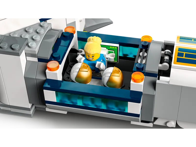 Lunar Research Base by LEGO – product photo 6 of 10
