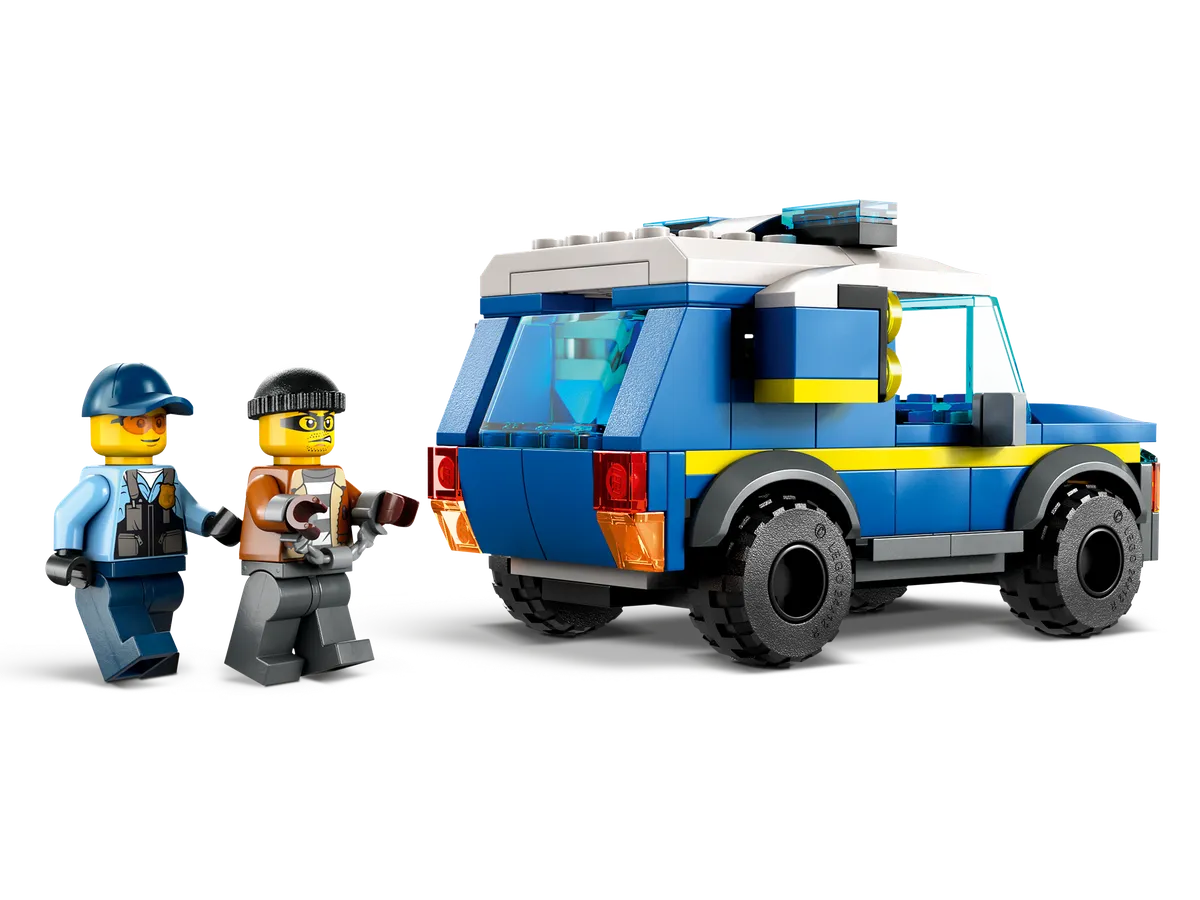 LEGO Emergency Vehicles HQ (60371) - image 4