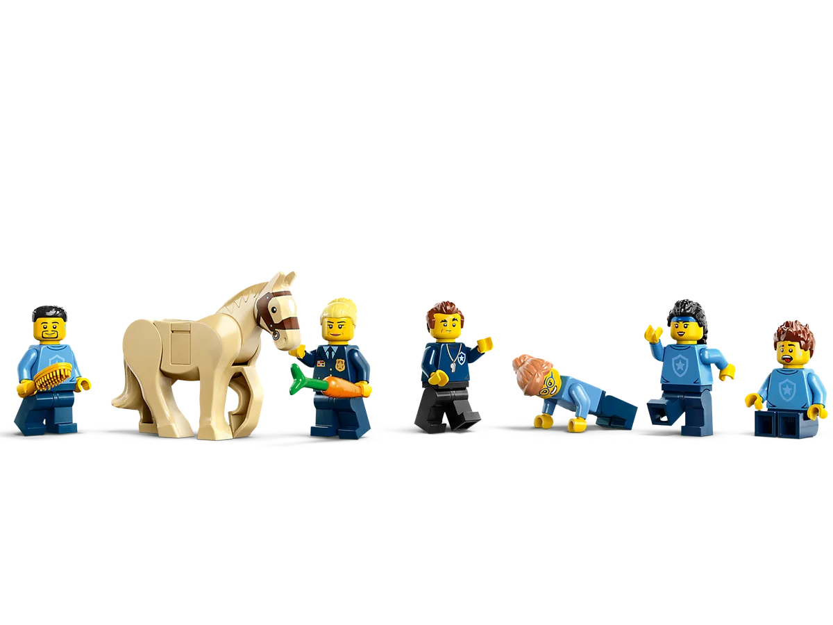 LEGO Police Training Academy (60372) - image 10