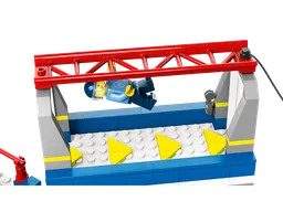 LEGO Police Training Academy (60372) - image 7