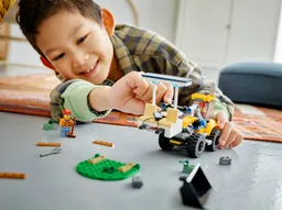 LEGO Construction Digger (60385) - image 9