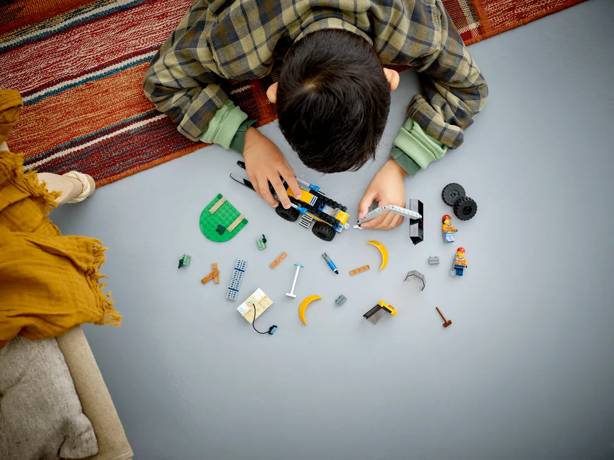 LEGO Construction Digger (60385) - Bild 8