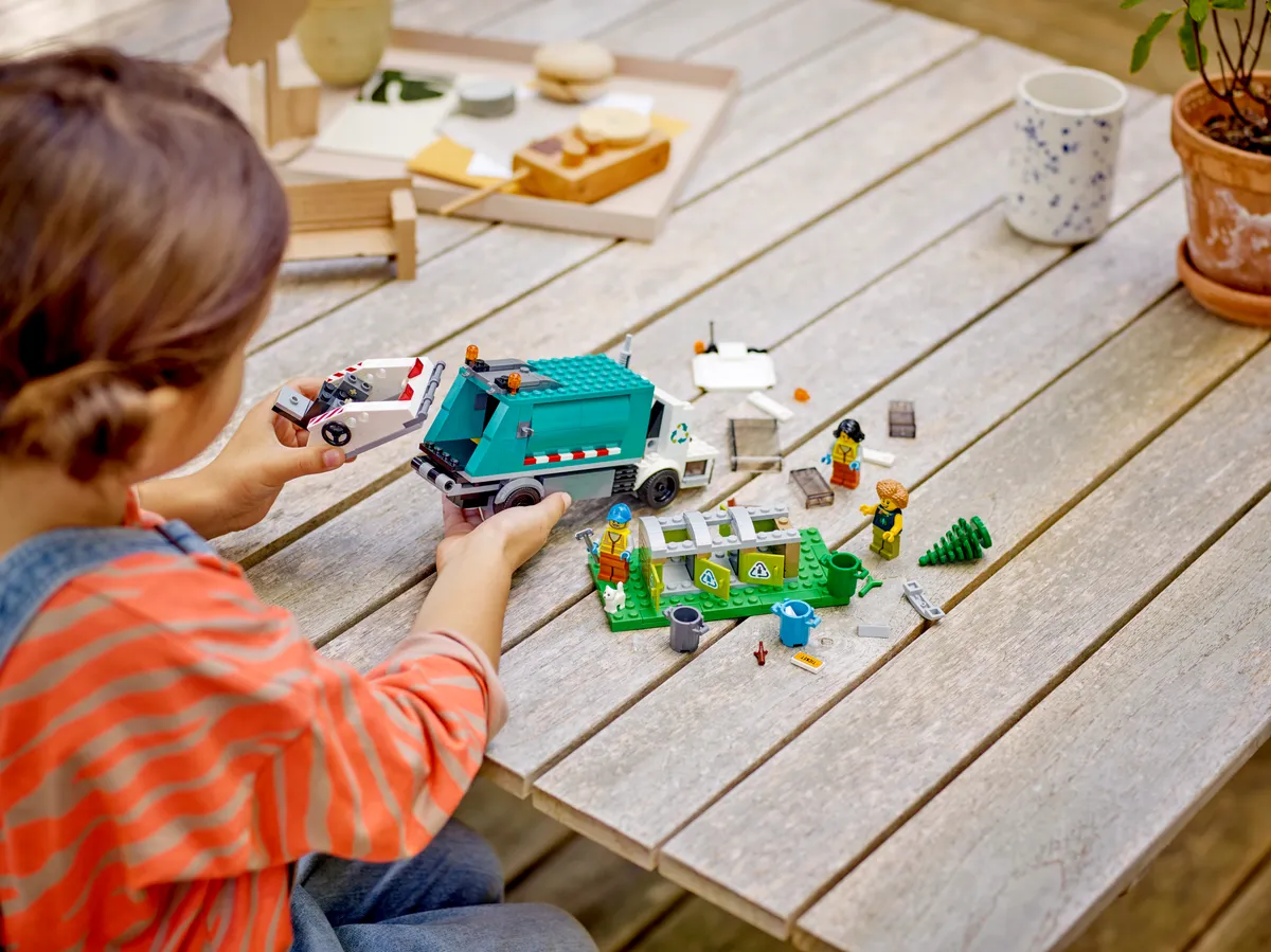 LEGO Recycling Truck (60386) - Bild 9