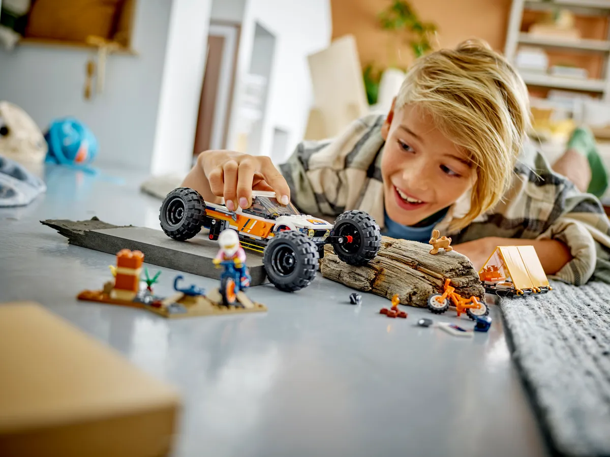 LEGO 4x4 Off-Roader Adventures (60387) - image 10