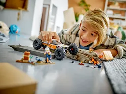 LEGO 4x4 Off-Roader Adventures (60387) - image 10
