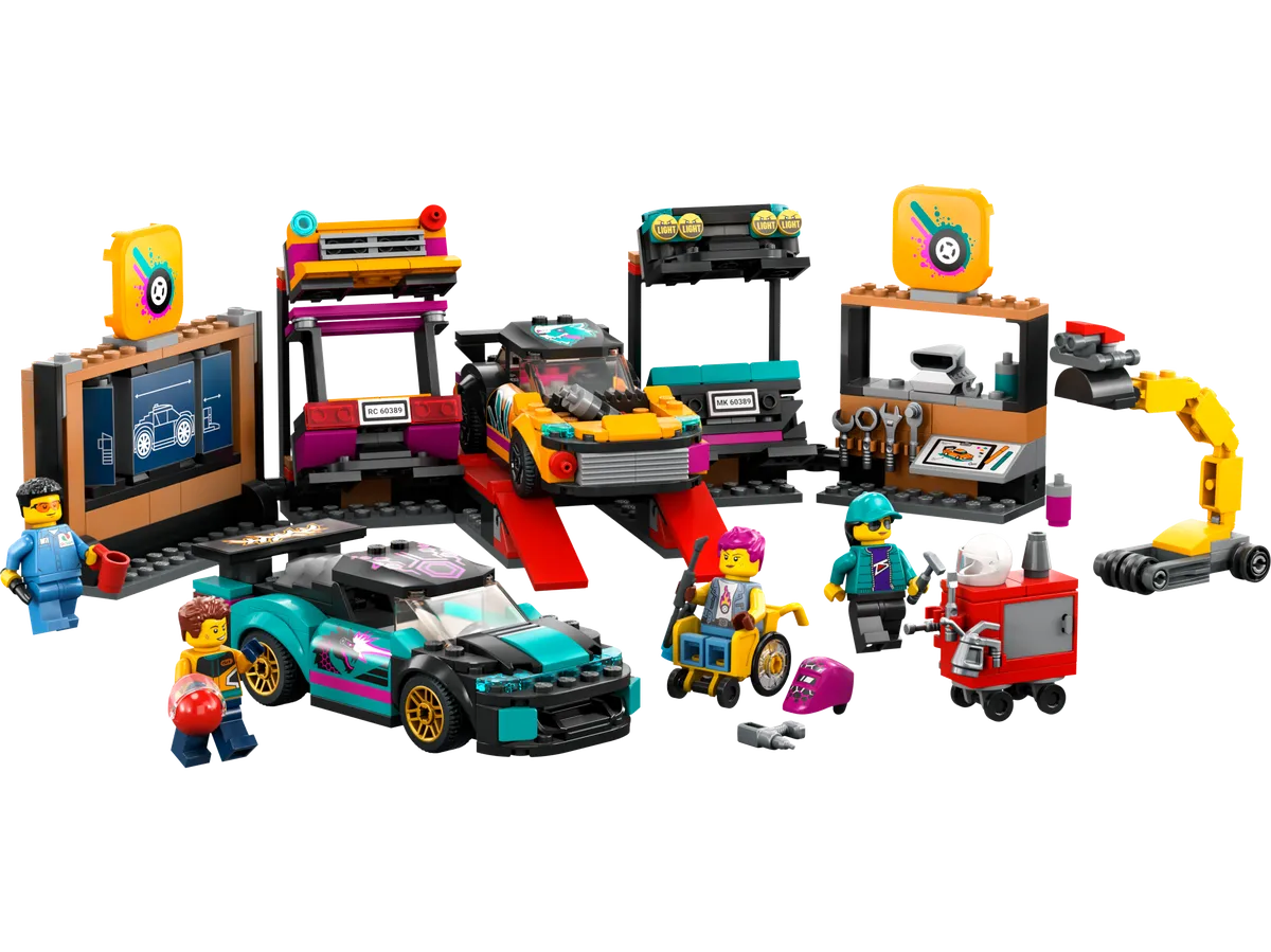 LEGO Custom Car Garage (60389)