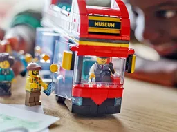 LEGO Red Double-Decker Sightseeing Bus (60407) - afbeelding 9
