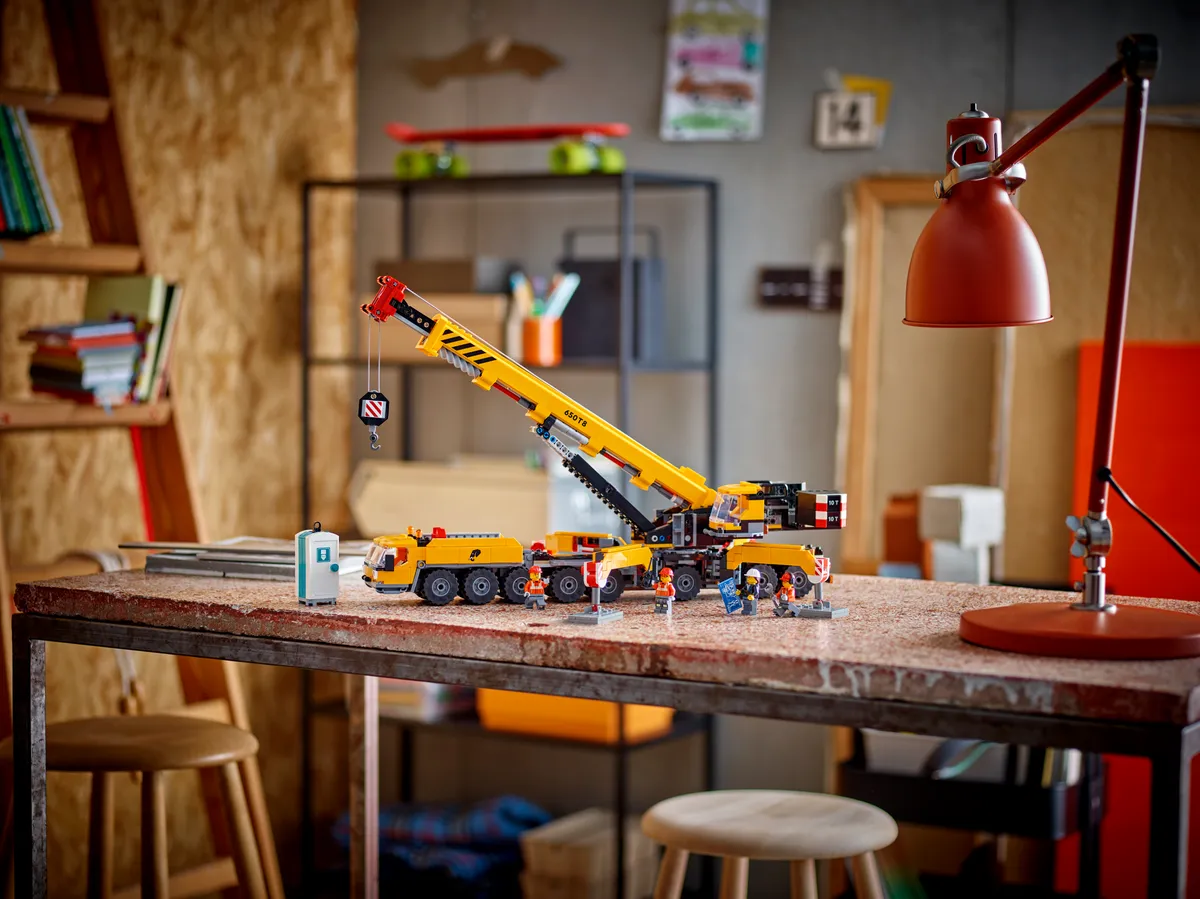 LEGO Yellow Mobile Construction Crane (60409) - afbeelding 10